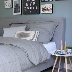 Bed Stonewashed met Linnen dekbedovertrek